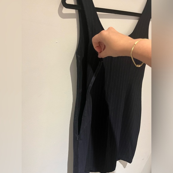 Dark Navy Blue Pinstripe Sleeveless Round-neck Mini Dress NWT - Picture 4 of 12